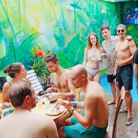 Rainbow Hostel Лима Екстериор снимка